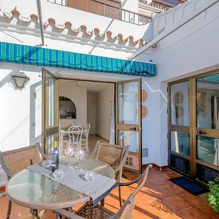 Capistrano Playa, - R9944 *
